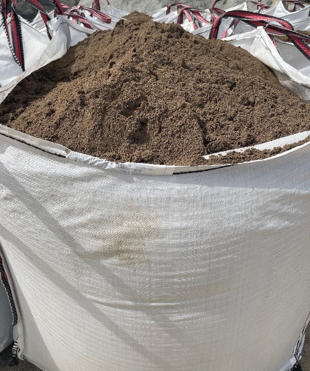 Sustrato para jardineras a Granel (60% arena fina lavada 0/2 mm + 40% compost vegetal)