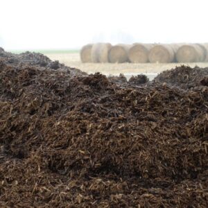 Tierra para renovación de huertos (Estíercol)